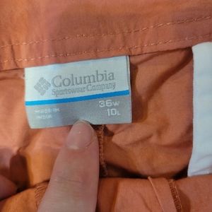 Columbia coral colored shorts